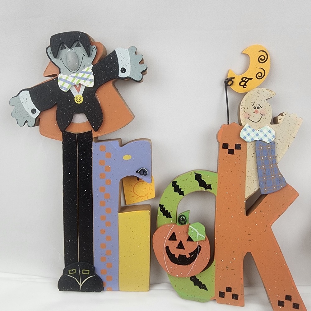 Halloween Trick Or Treat Hand Painted Letters Shelf Sitter Scarecrow Ghost Cat - Picture 5 of 10